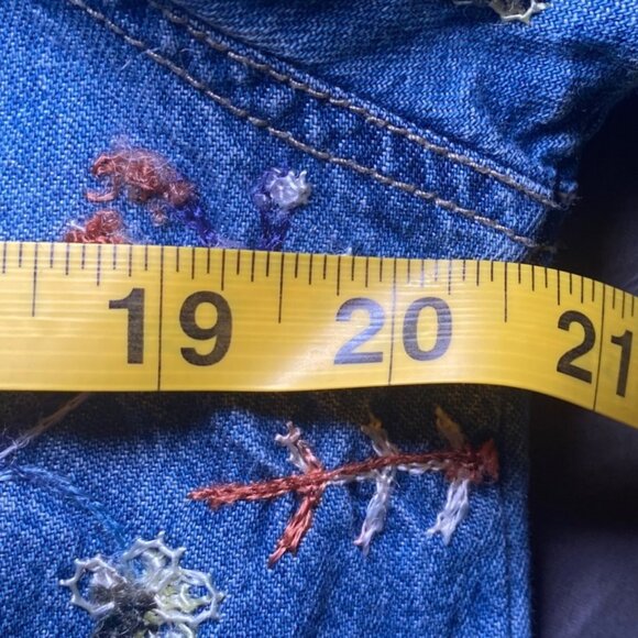 Jane Ashley Womens Embroidered Denim Jacket M Cotton Blue Floral Cottagecore Fai - Picture 5 of 7